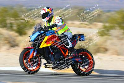 media/Jan-13-2024-SoCal Trackdays (Sat) [[9c032fe5aa]]/Turn 4 (135pm)/